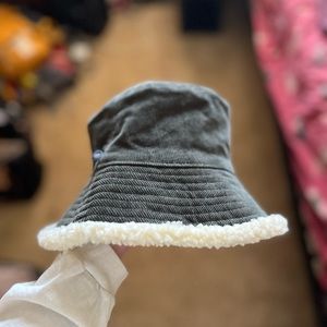Fuzzy Winter Bucket Hat